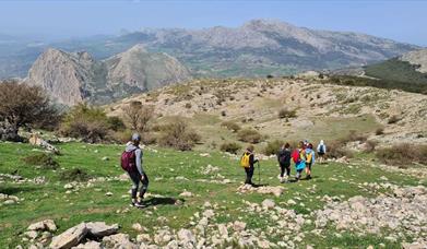 Yoga y senderismo en Pirineos del Sur