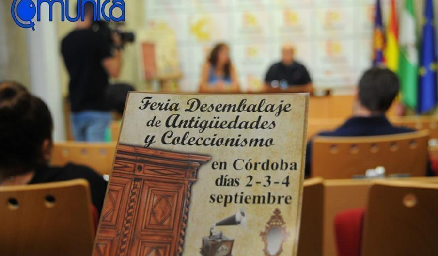 Feria de Antigüedades y Coleccionismo