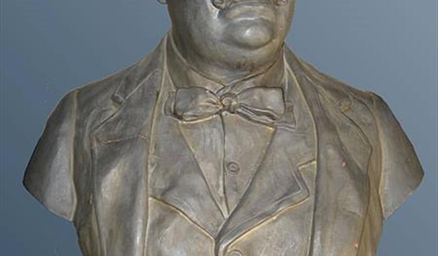 Centro Cultural Flamenco Don Antonio Chacón