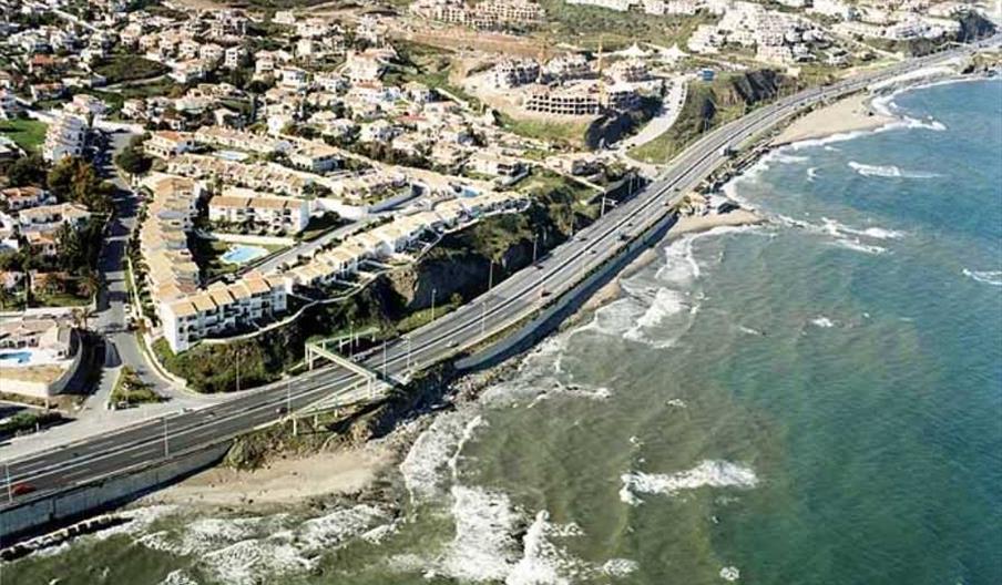 MIJAS PLAYA FARO DE CALABURRAS