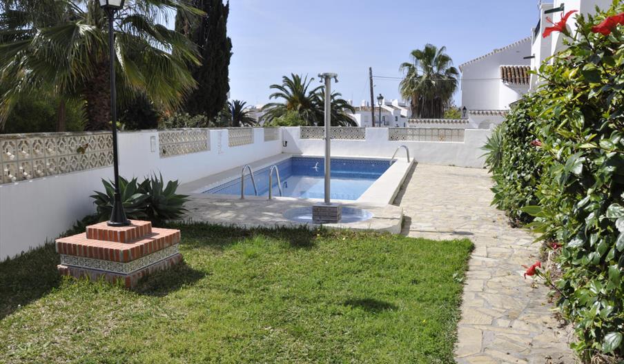 Apartamentos El Califa