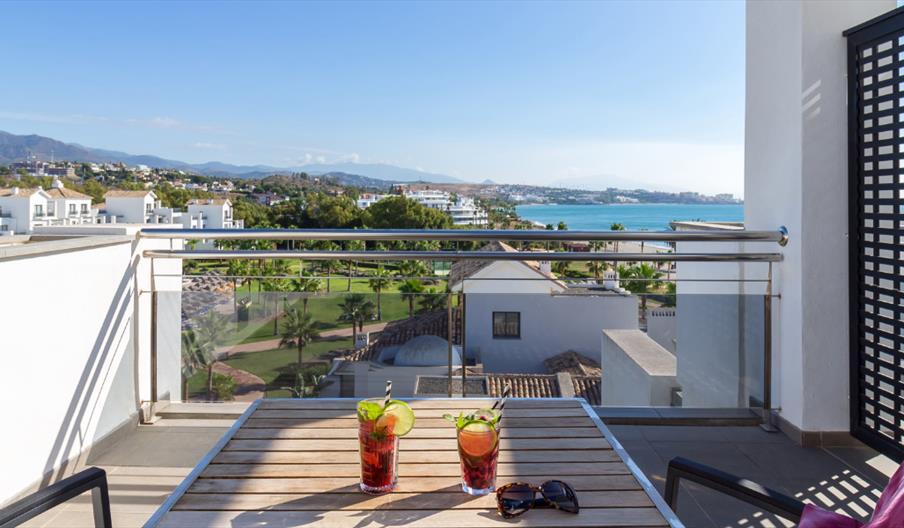 Estepona Hotel & Spa Resort