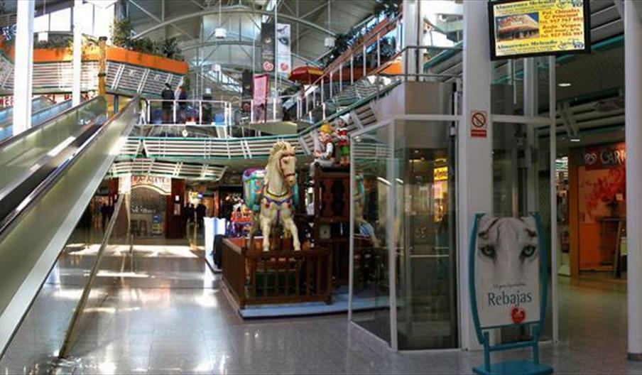 Centro Comercial El Arcángel
