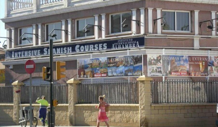 Alhambra Instituto Internacional