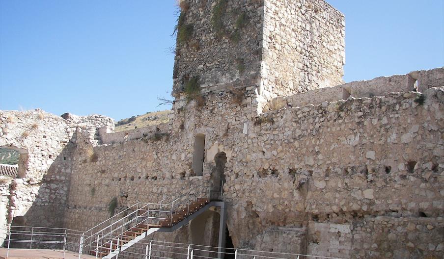 Castillo de Doña Mencía