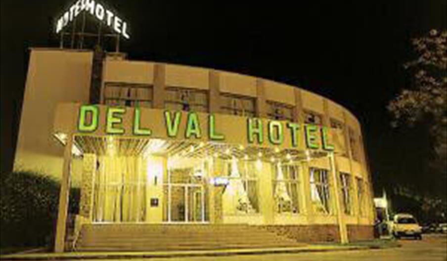 Hotel Del Val