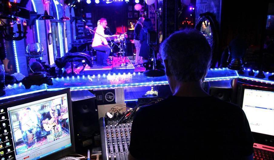 Café Teatro Central