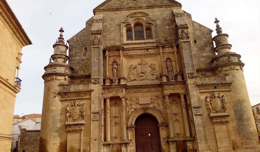 Sacra Capilla Funeraria de El Salvador del Mundo