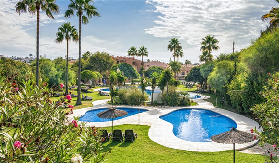 Apartamentos Los Amigos Beach Club