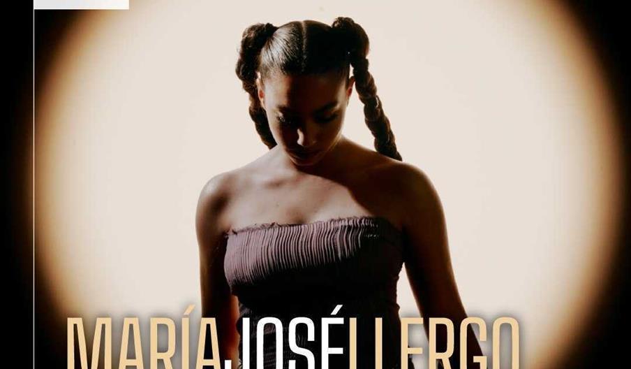 Concierto de María José Llergo - 1001 Músicas en la Alhambra