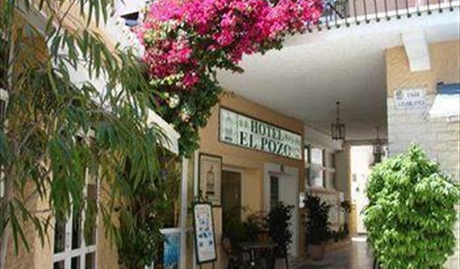 Hotel El Pozo