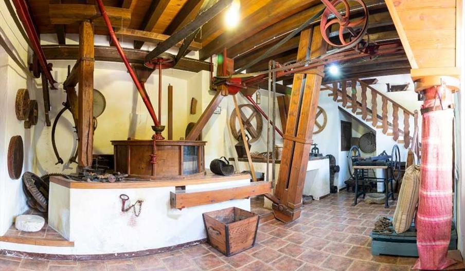 Museo Molino de Santa Ana, sala de molienda