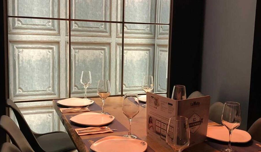 Salón La Mafia Cádiz