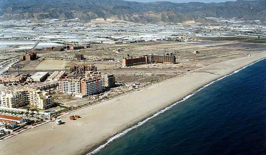 Las Salinas / Los Baños