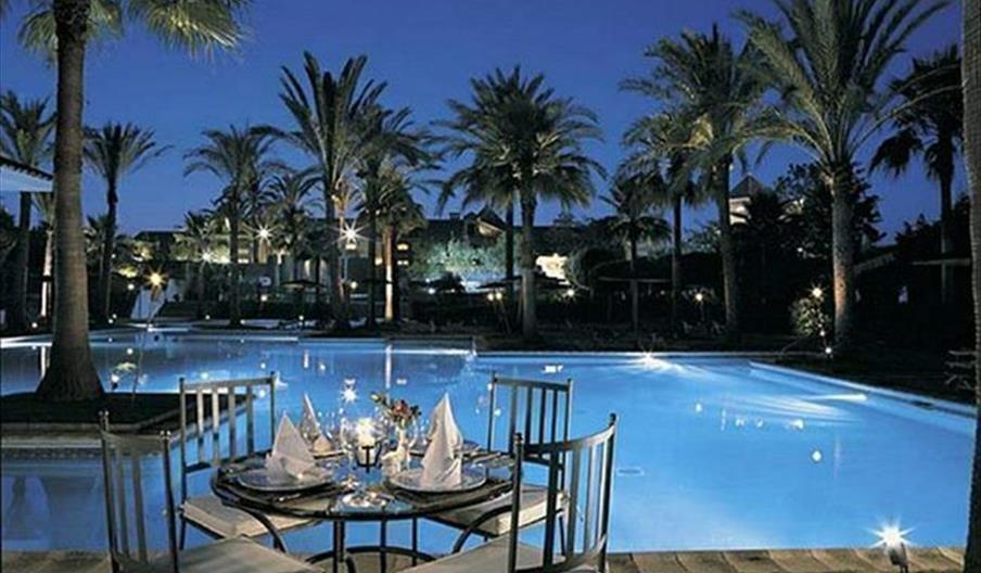 Apartamentos The Suites at San Roque Club