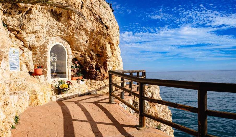 Santuario Virgen del Carmen La Cala del Moral