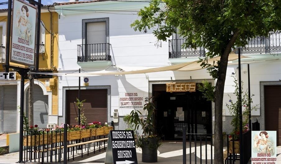 Museos del aguardiente anisado de Rute y España