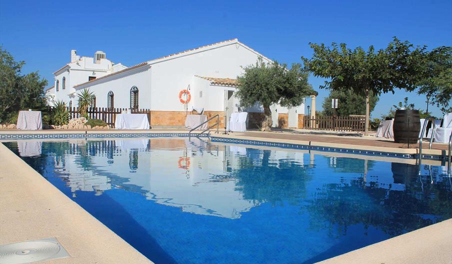 Piscina del complejo