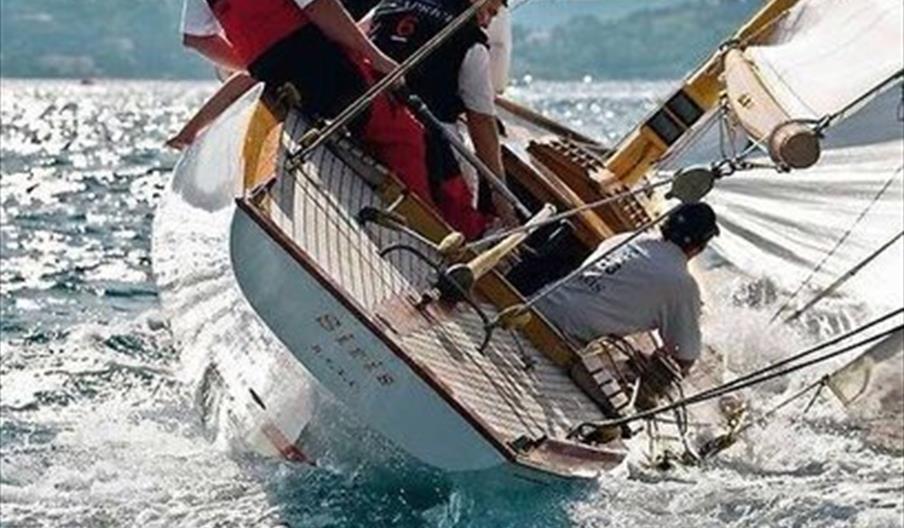 Club de Actividades Náuticas Deportivas