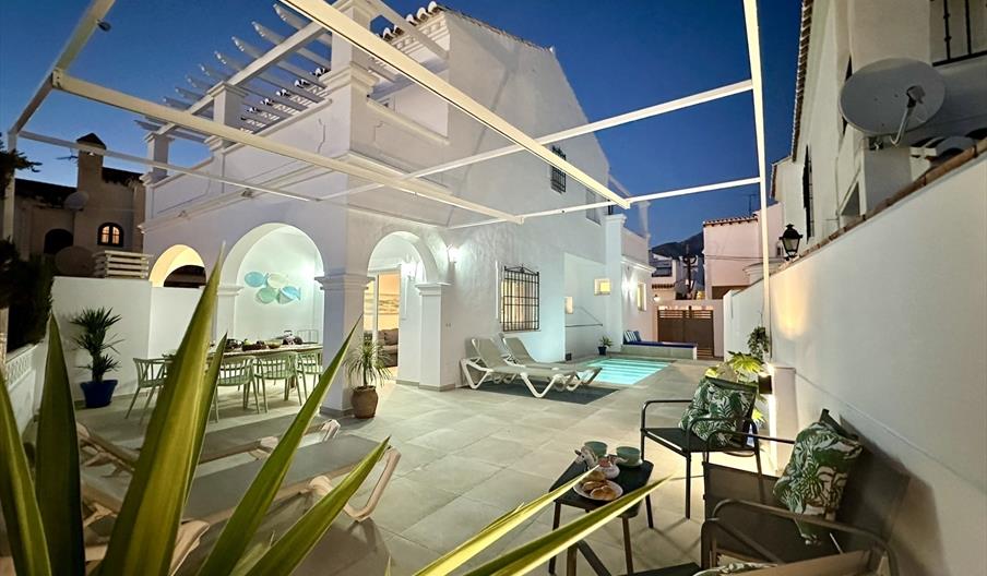 Villa Calazul – Nerja, Parador