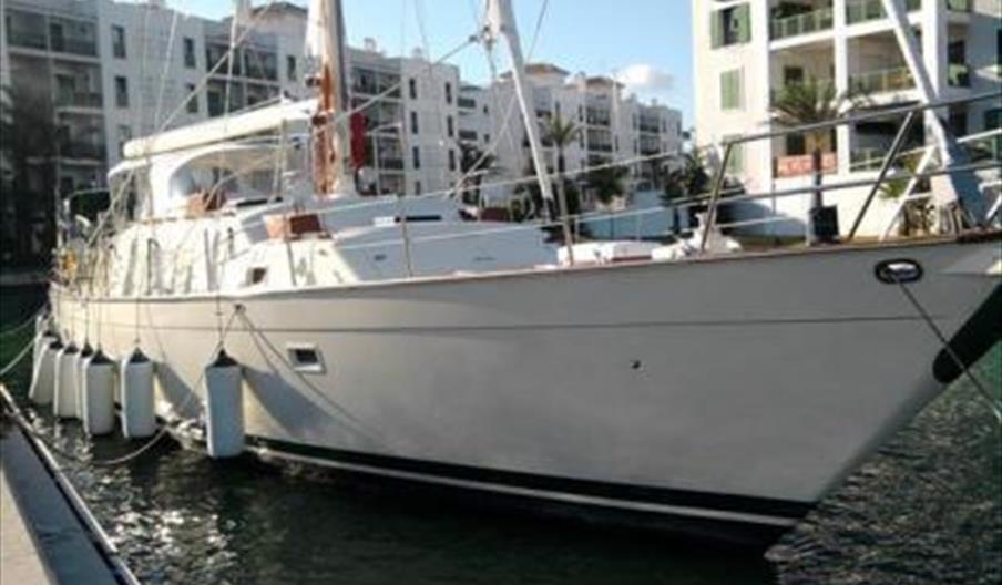 Escuela Náutica Alavela