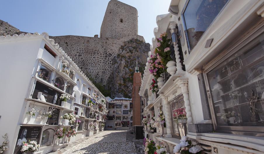 Cementerio Parroquial de Olvera