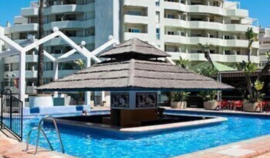 Apartamentos C. J. Penemar