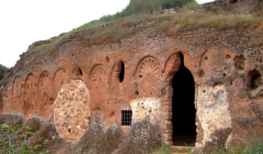 Santuario Rupestre de Valdecanales