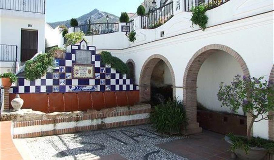 Fuente y Lavadero El Chorro