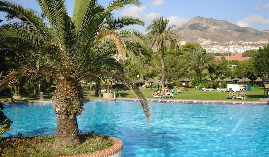 Apartamentos Benalbeach