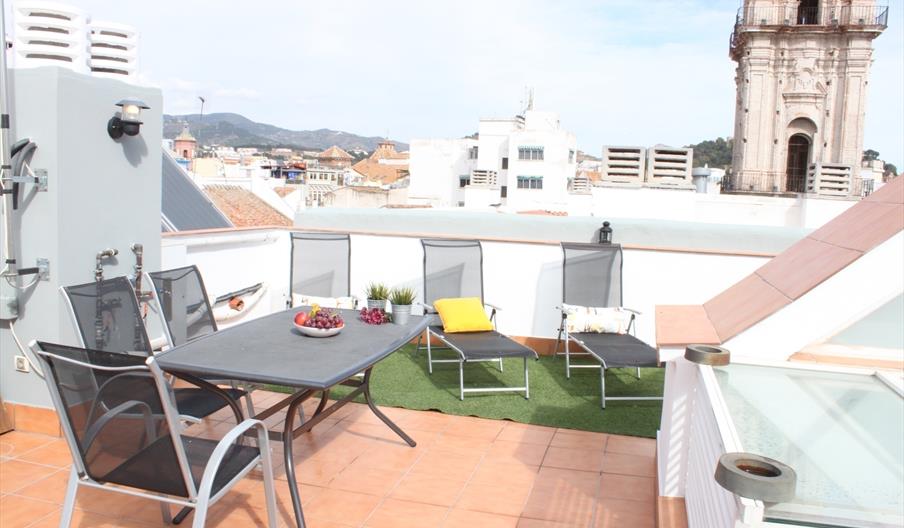 Life Apartments Calderón