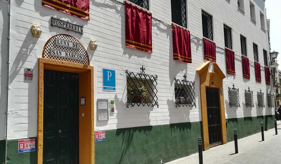 Fachada del edificio.