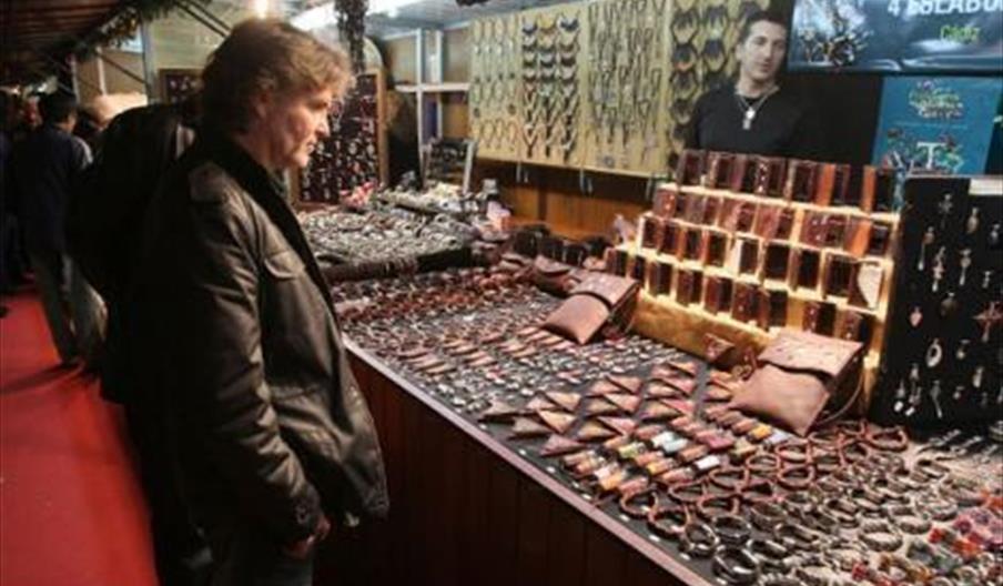 Feria Profesional de Artesanía