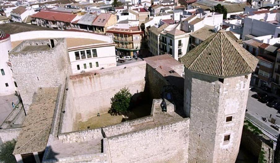 Castillo del Moral y Museo Arqueológico-Etnológico de Lucena