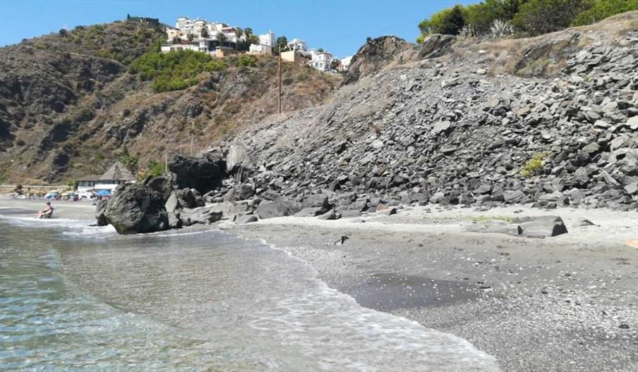 Playa Gúilche o Macaca