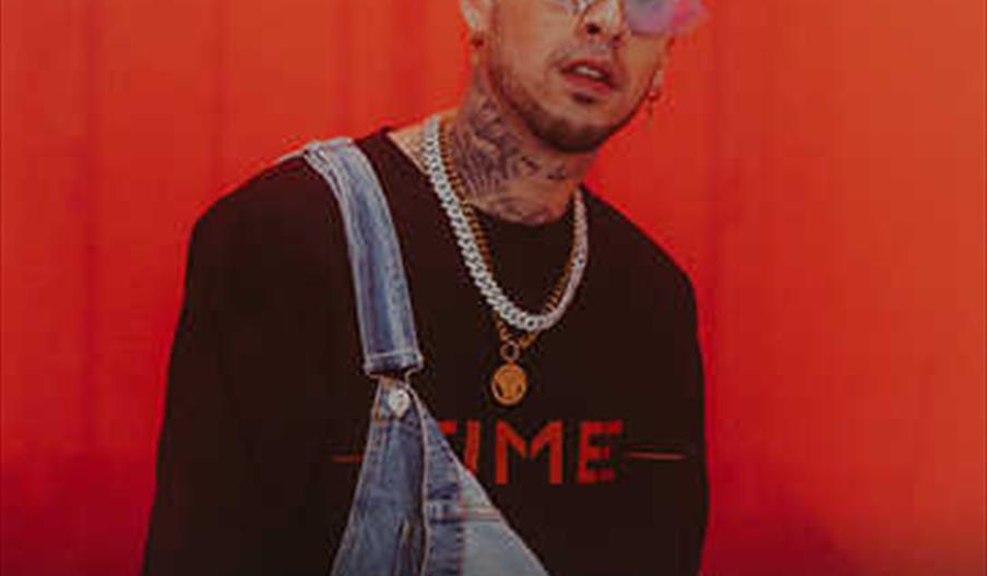 Maikel Delacalle  en concierto