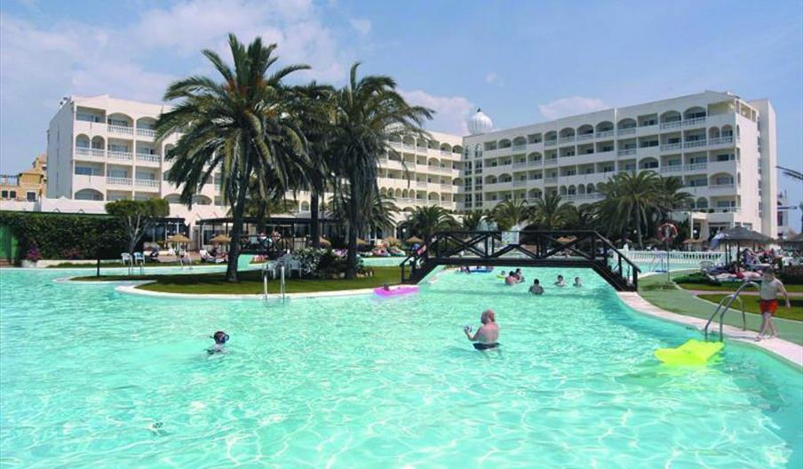 Evenia Zoraida Garden