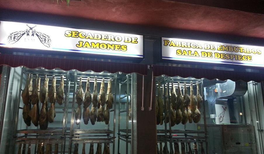 Secadero de Jamones y Embutidos RM Canales