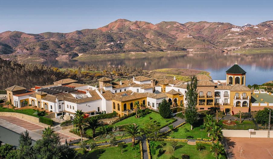 B bou Hotel La Viñuela & Spa