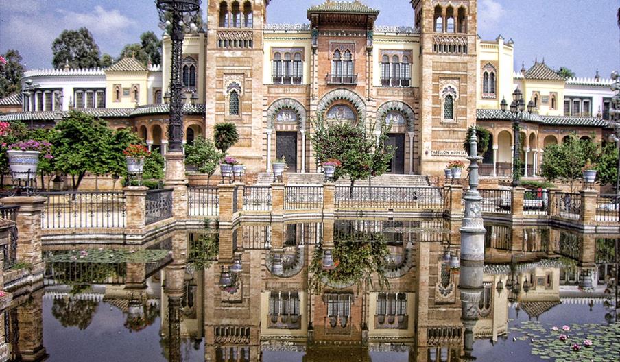 Museo de Artes y Costumbres Populares de Sevilla