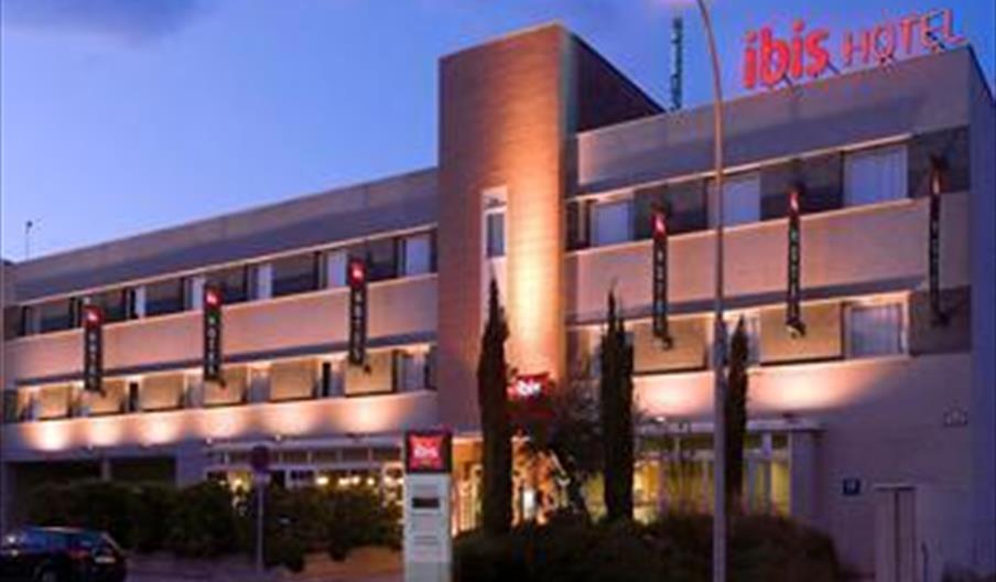 Ibis Granada