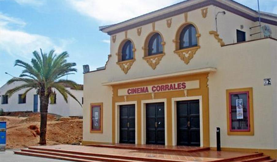 Teatro Cinema Corrales