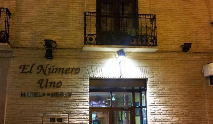 Hotel El Número Uno