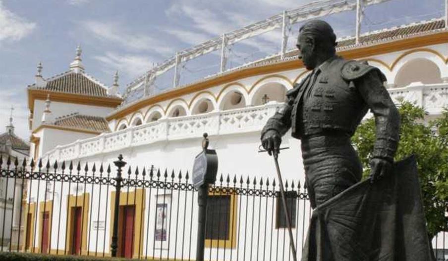 Monumento a Curro Romero