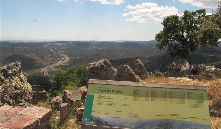 Santuario Ibero del Collado de los Muñecos