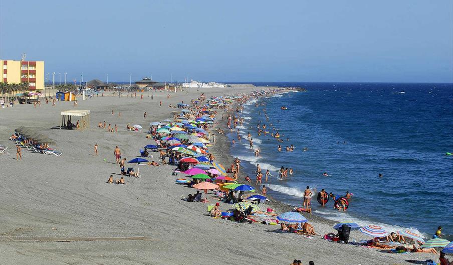 Playa Sirena Loca Adra