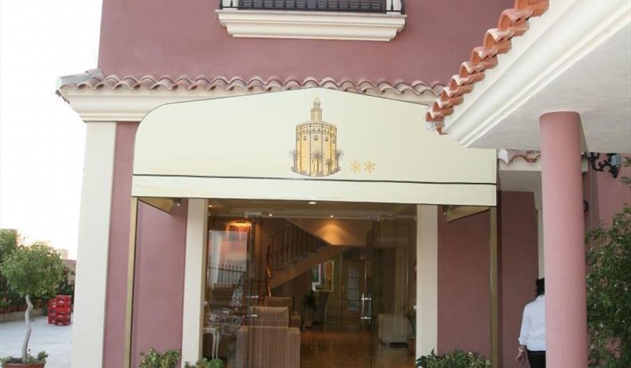 Pensión Torre del Oro