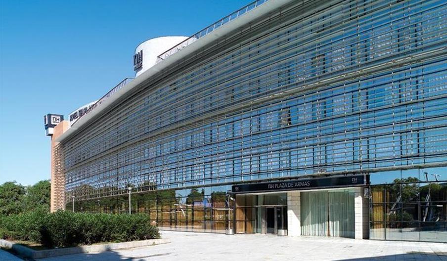 Hotel NH Plaza de Armas