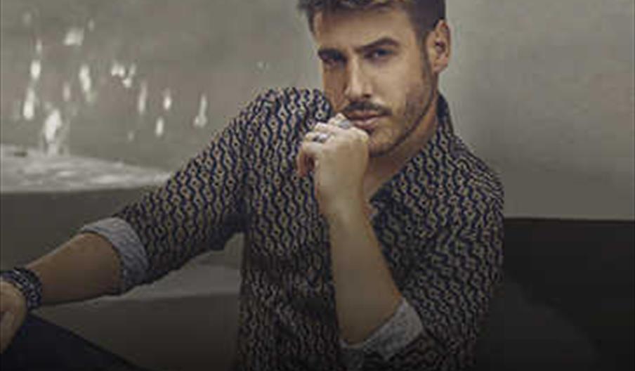 Antonio José en concierto