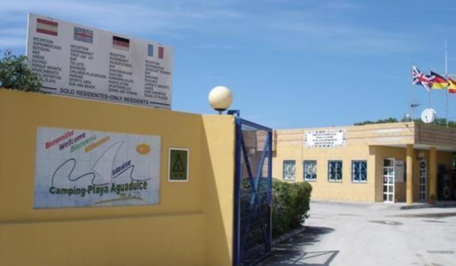 Camping Playa Aguadulce